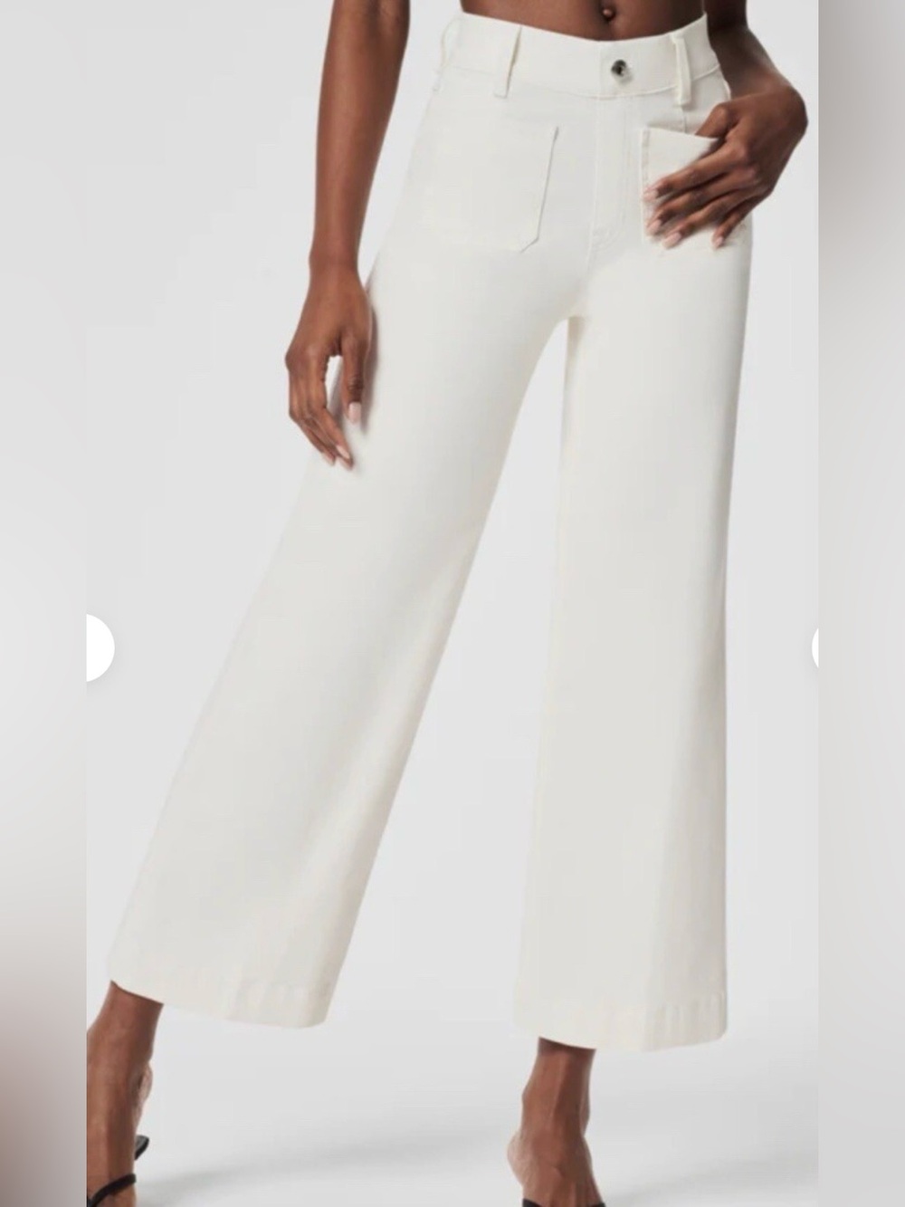 SPANXshape EveryWear
Cropped Wide Leg Jeans with Patch Pockets NWT Size Large